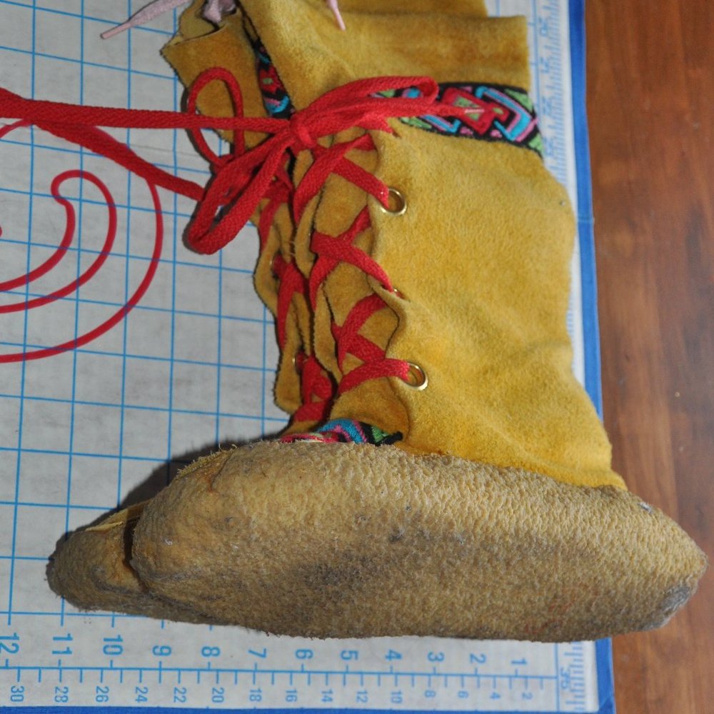 Hand Made Natural Leather Suede Mukluk Winter Tall Mid-Calf Boots Tie-Up 42 US9 - Picture 9 of 9